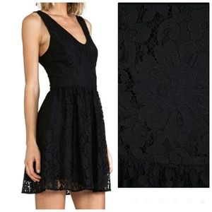 Joie Phelia Lace Dress New Caviar / Black